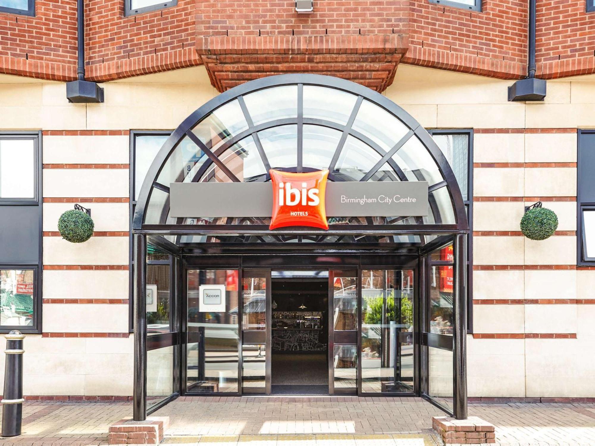 Ibis Birmingham Centre New Street Station Hotel Exterior photo