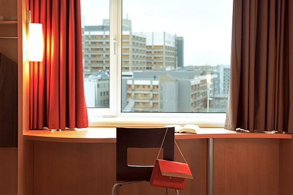 Ibis Birmingham Centre New Street Station Hotel Exterior photo